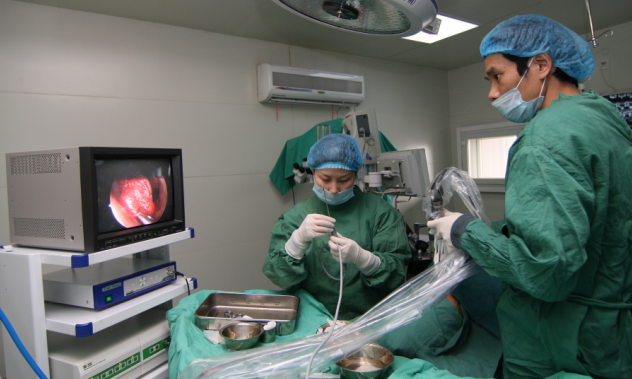 咽異感癥患者在接受手術(shù)治療