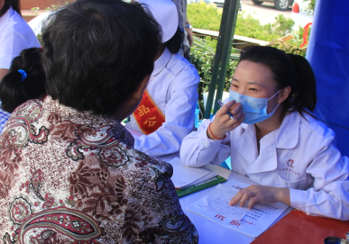 患者咨詢鼻中隔偏曲怎么治療